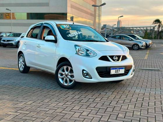 NISSAN MARCH 1.6 SV 16V FLEXSTART 4P MANUAL NISSAN MARCH 1.6 SV 16V FLEXSTART 4P MANUAL